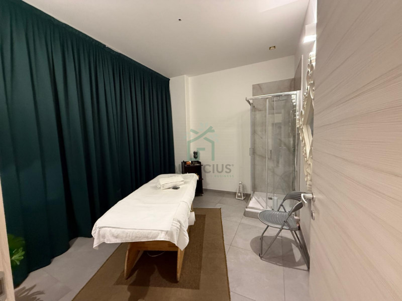 Estetica / Solarium in Vendita a San Martino Buon Albergo