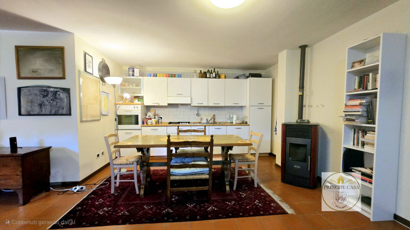 Rif. APE392 - Siamo lieti di proporre signorile appartamento in contesto esclusivo, situato in un...