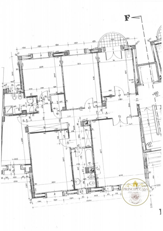 Rif. APE392 - Siamo lieti di proporre signorile appartamento in contesto esclusivo, situato in un...