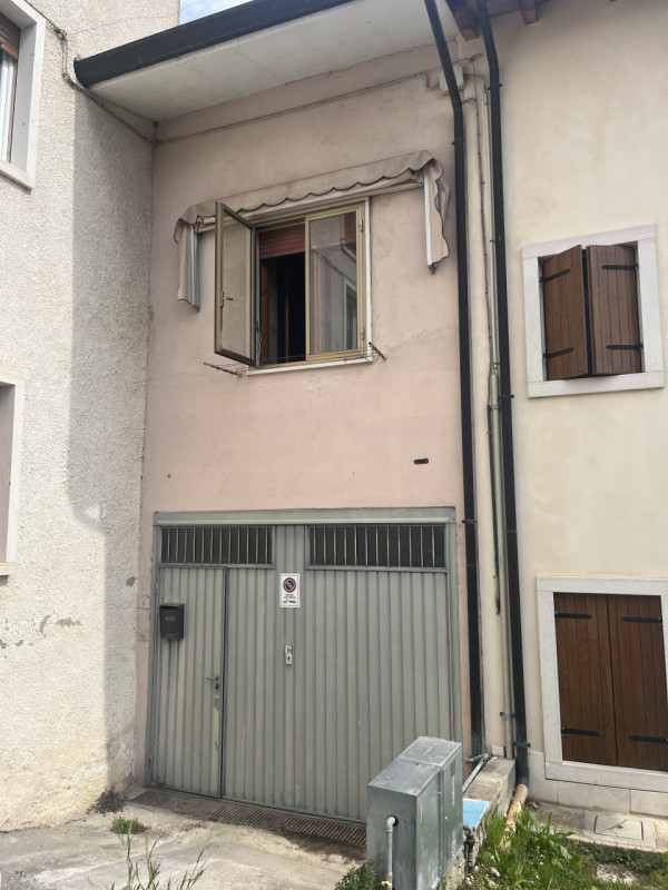 Badia Calavena Vendita Casa a schiera porzione centrale