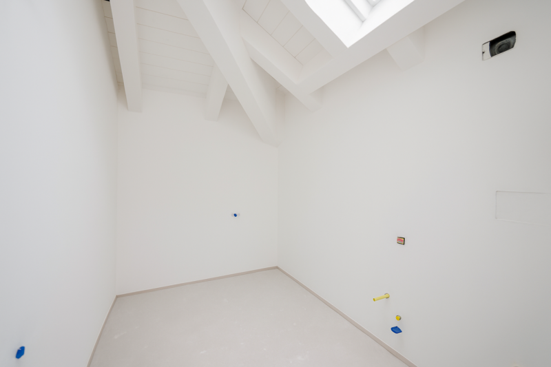 Nell’immediatissimo fuori mura nord, pregiato attico duplex di nuovissima costruzione. La ricerca...