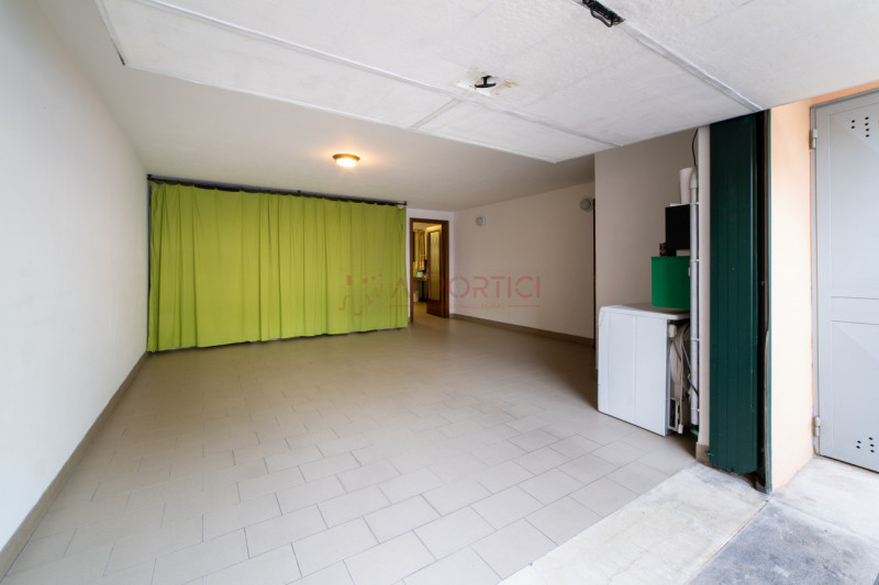 PIOVE DI SACCO centro - VILLA A SCHIERA di circa 200 mq. porzione di mezzo comodissima al centro ...