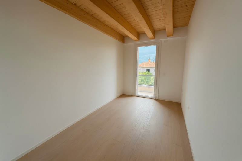 All’interno di una raffinata residenza di nuova edificazione, appartamento al primo piano con asc...