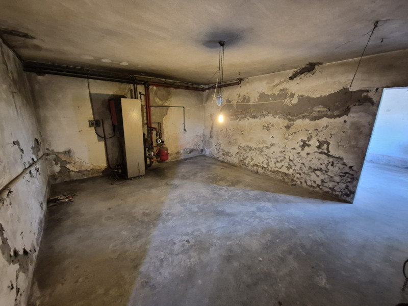 Vo' (PD), appena fuori dal centro del paese, in direzione di Carbonara di Rovolon, proponiamo in ...
