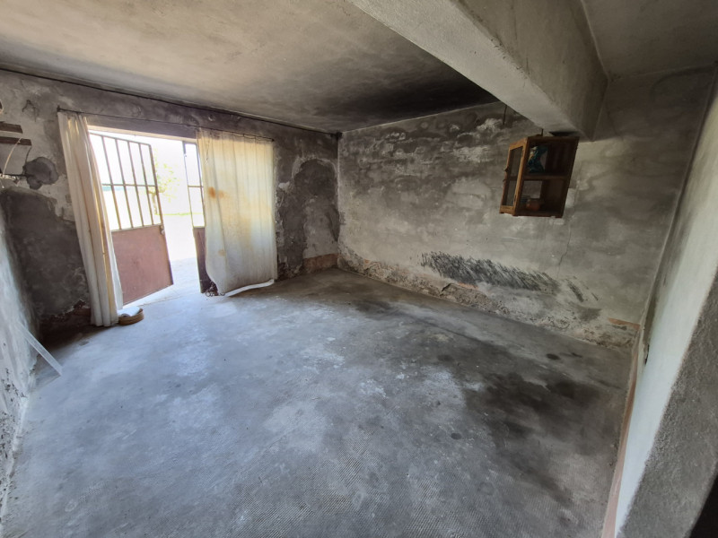 Vo' (PD), appena fuori dal centro del paese, in direzione di Carbonara di Rovolon, proponiamo in ...