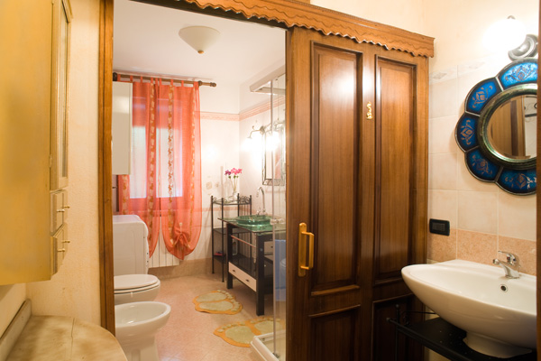 L’IMMOBILE GIUSTO PER UN INVESTIMENTO VACANZIERO 5 IN 1!!

E’ sempre più difficile fare l’investi...