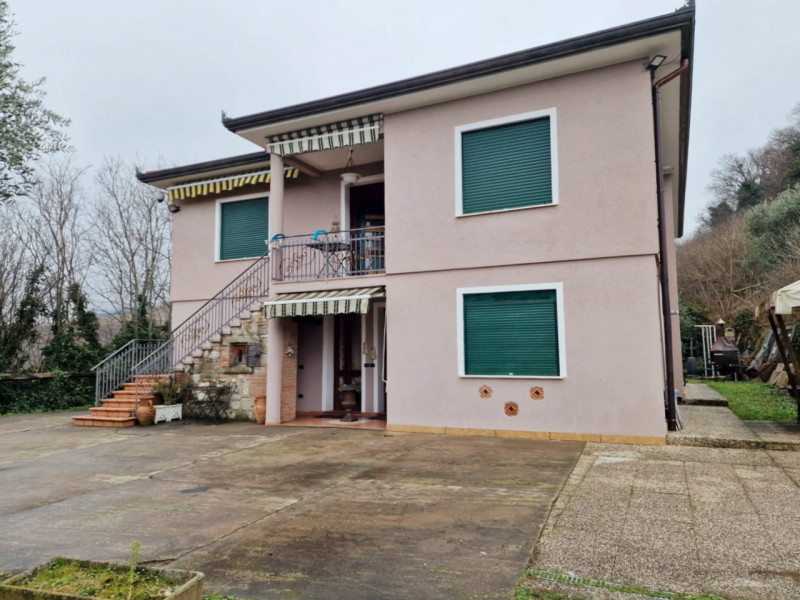 L’IMMOBILE GIUSTO PER UN INVESTIMENTO VACANZIERO 5 IN 1!!

E’ sempre più difficile fare l’investi...