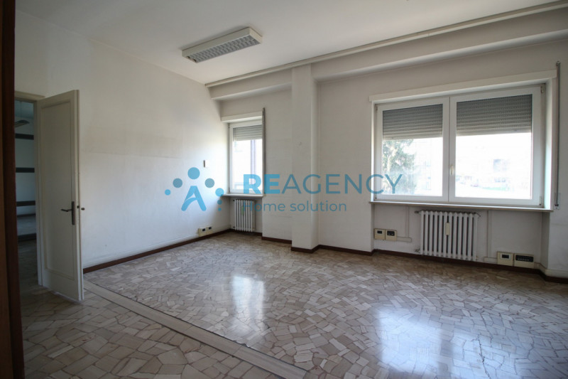 THIENE CENTRO
Sei alla ricerca di un appartamento in centro da ristrutturare?
Prezzo € 109.00
CLA...