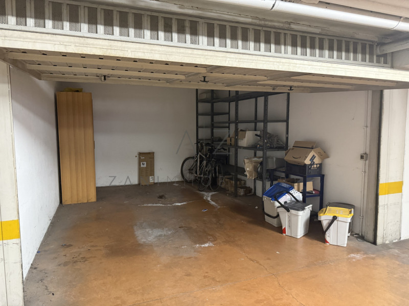 Scopri questo splendido attico in affitto situato nel centro storico di Castelfranco Veneto, un l...