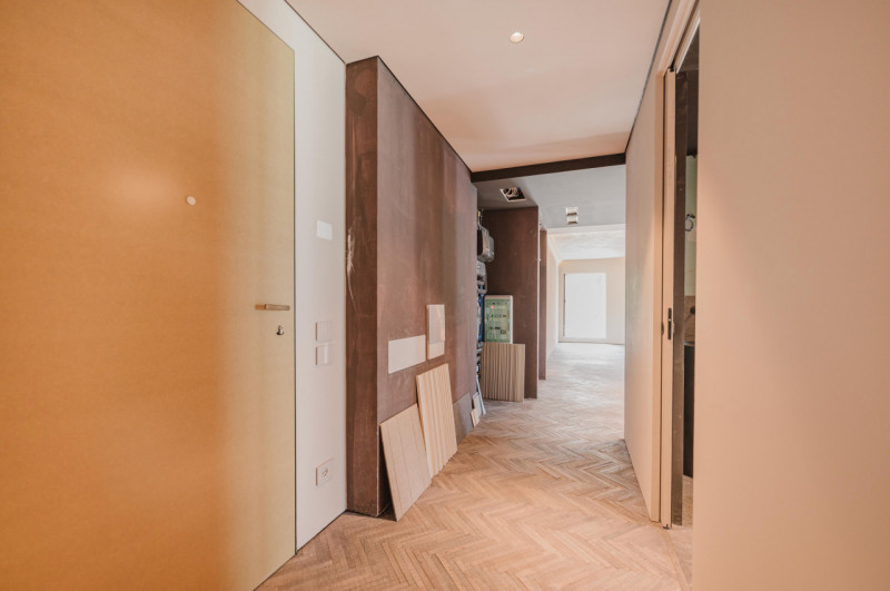 Unico. Elegante. Inimitabile.
Nel cuore autentico del centro storico, prende vita una nuova costr...