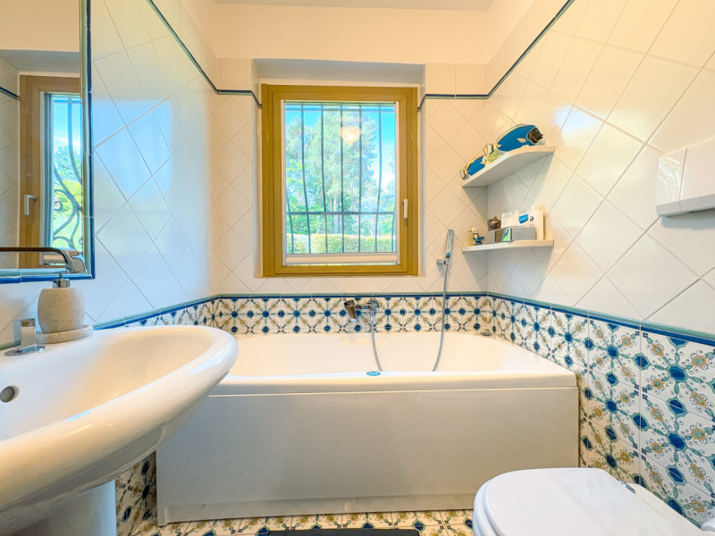 Villa for sale in Oleggio Castello, with pool