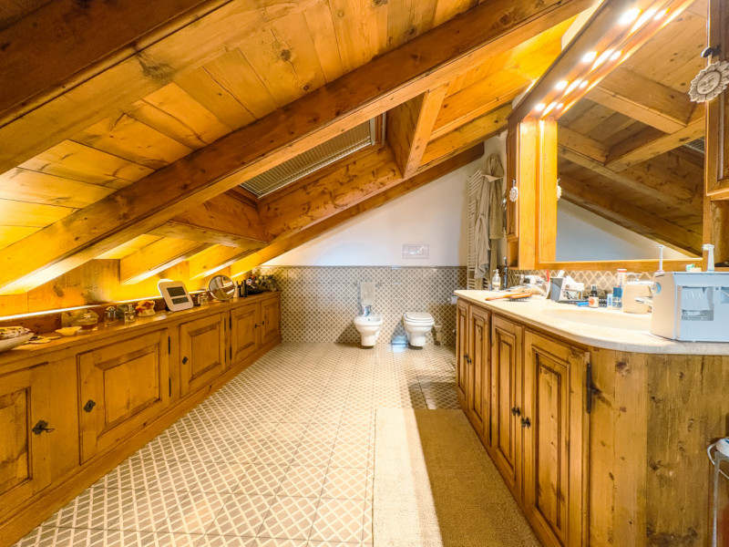 Villa for sale in Oleggio Castello, with pool