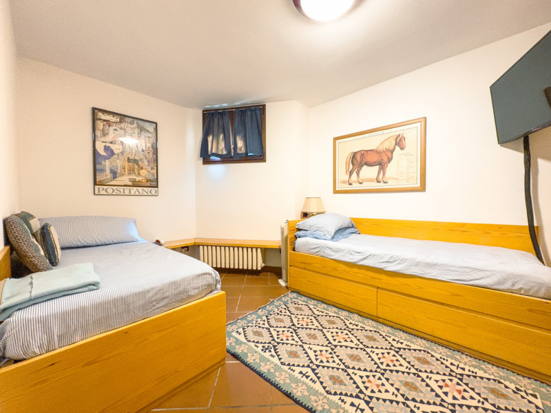 Villa for sale in Oleggio Castello, with pool