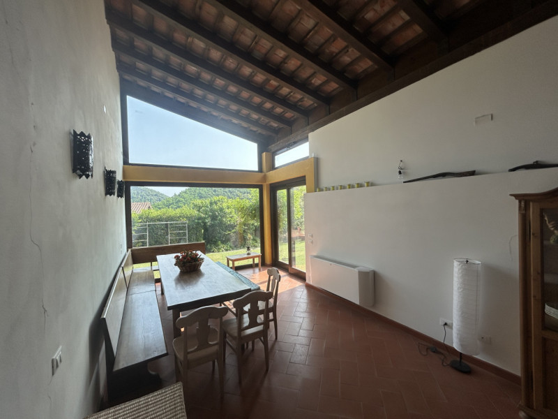 Una residenza immersa nella quiete dei Colli Euganei – spazio, natura e privacy in un contesto un...