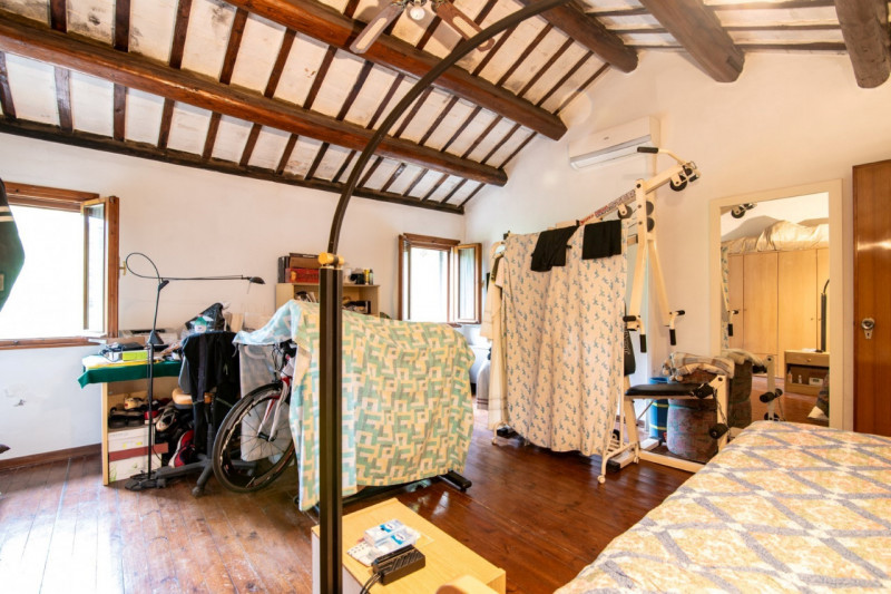 A Baone, nel cuore dei suggestivi Colli Euganei – riconosciuti Patrimonio Unesco – proponiamo in ...