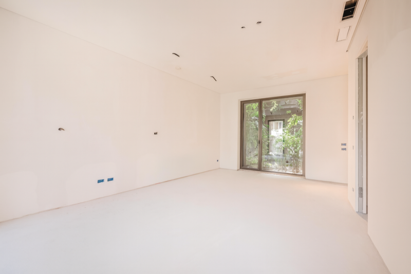 Vivere all’ultimo piano, tra luce, silenzio e design.
In un contesto esclusivo di nuova costruzio...