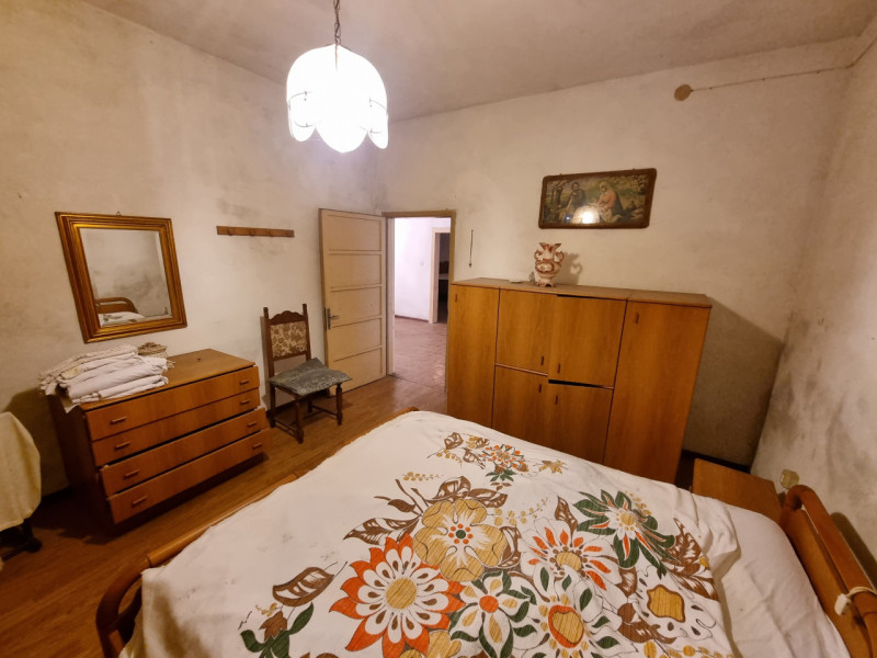 Pojana Maggiore (VI) a poco più di 1 km dal centro del Paese, lungo Via Pezze Lunghe proponiamo i...