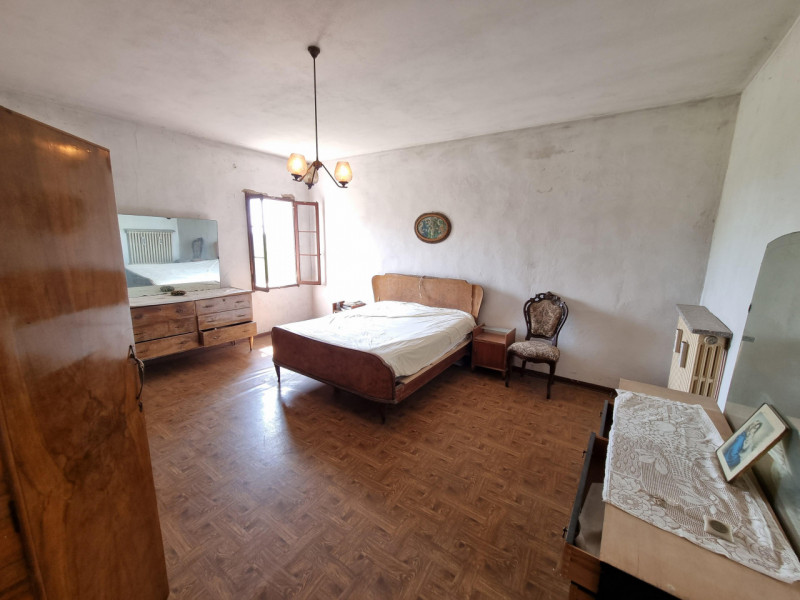 Pojana Maggiore (VI) a poco più di 1 km dal centro del Paese, lungo Via Pezze Lunghe proponiamo i...