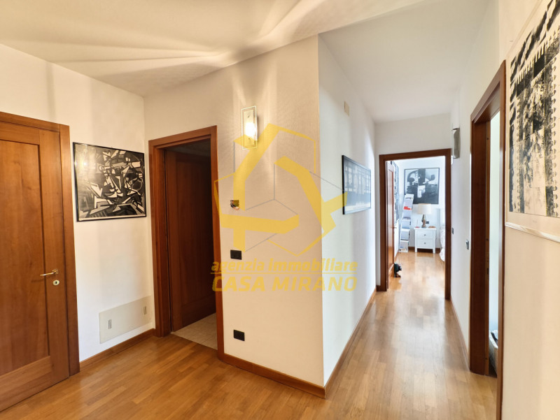 APPARTAMENTO 3 CAMERE in PIAZZA a MIRANO