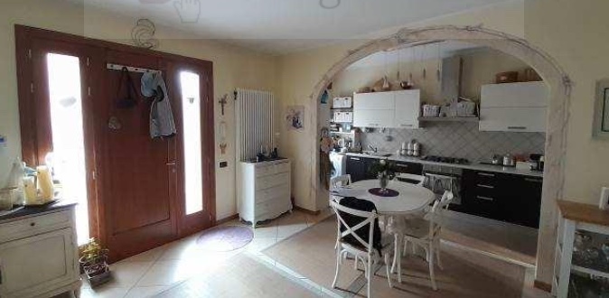 MONTEGALDELLA (VI) VIA ROMA 12 - Piena proprietà di abitazione unifamiliare con garage, composta ...