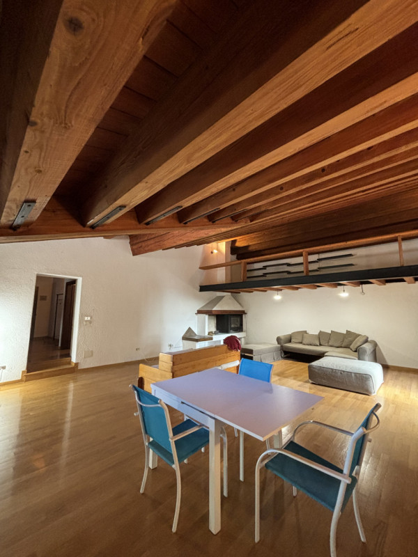 Nel cuore di Serravalle a Vittorio Veneto, in un Palazzo Storico ristrutturato, affittiamo a soli...