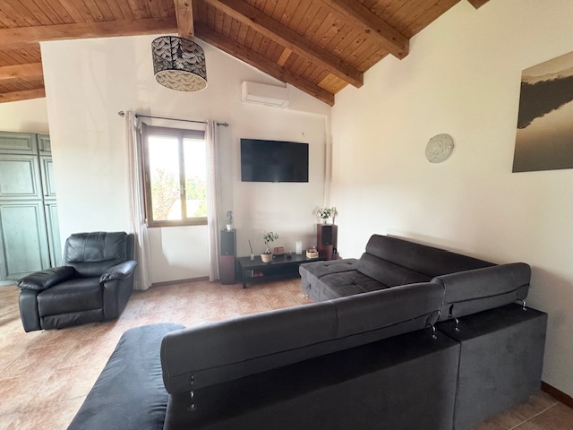 ABANO TERME (PD) appartamento al piano 1° ed ultimo in costruzione bifamiliare, di recente sistem...