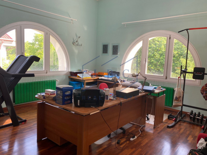 Immergiti in un'oasi di pace e modernità. A Blessaglia di Pramaggiore, in un esclusivo contesto r...