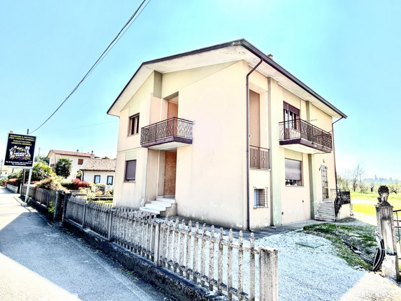 Colle Umberto Vendita Appartamento quadrilocale