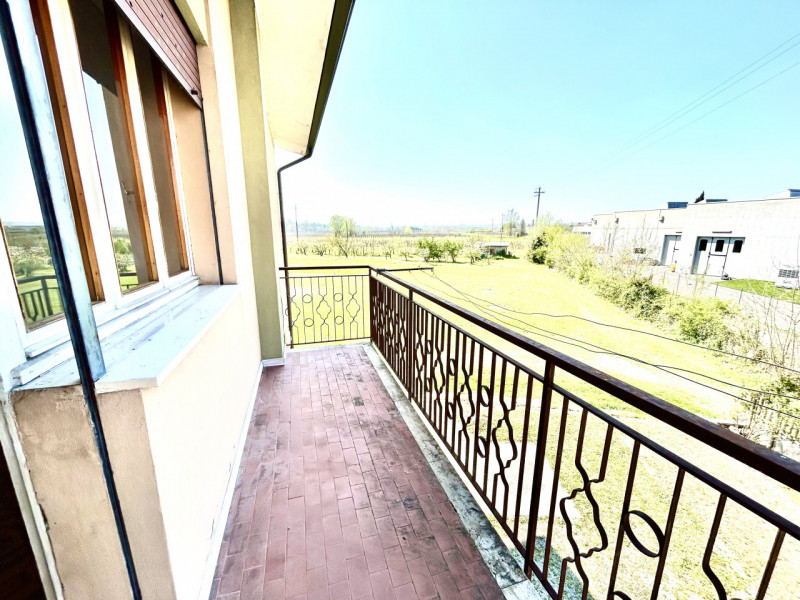 Se sogni di vivere in un'oasi di tranquillità, non perdere l'occasione di visitare questo affasci...