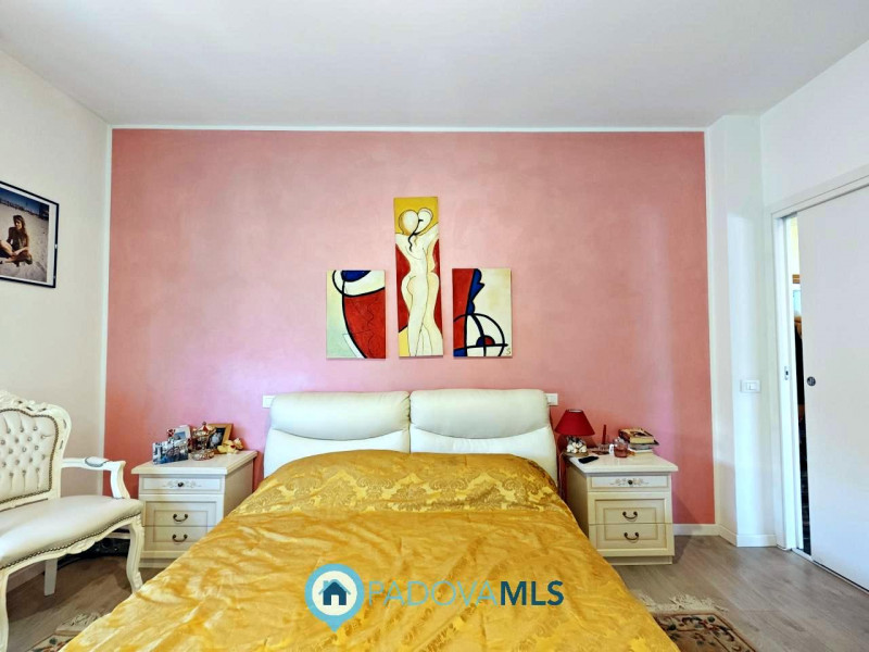 Immobile in esclusiva al Gruppo Padova MLS

- Non serve scalare l’Everest per godersi un bel pano...