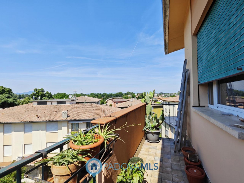 Immobile in esclusiva al Gruppo Padova MLS

- Non serve scalare l’Everest per godersi un bel pano...