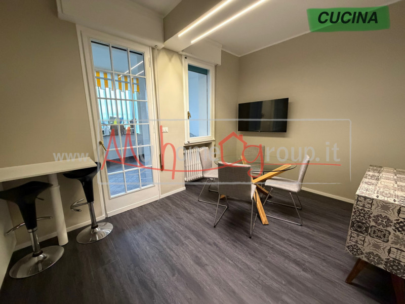PADOVA ZONA STAZIONE (Rif. AFF650P) 

ITA

Disponibili tre stanze singole in appartamento recente...
