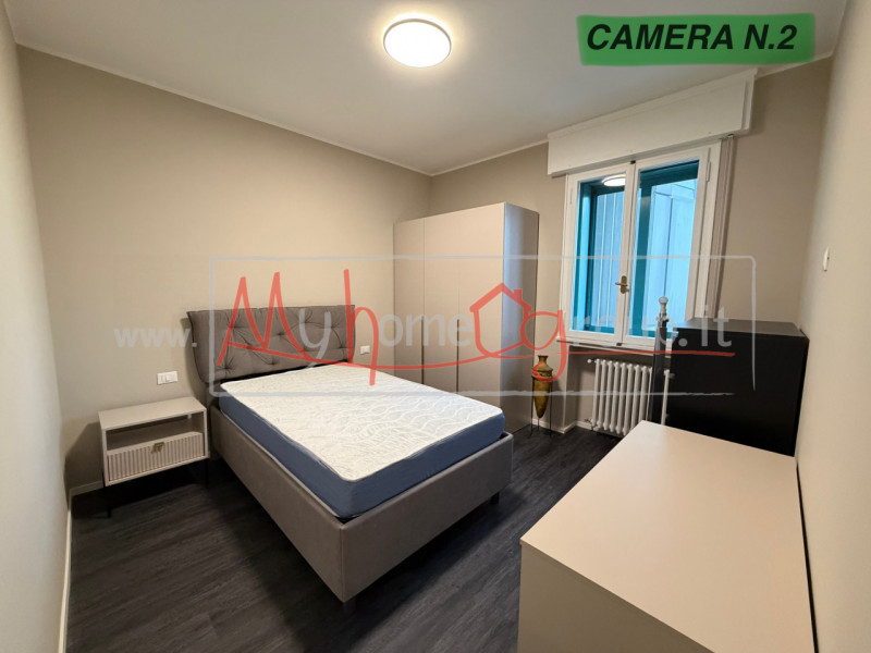 PADOVA ZONA STAZIONE (Rif. AFF650P) 

ITA

Disponibili tre stanze singole in appartamento recente...