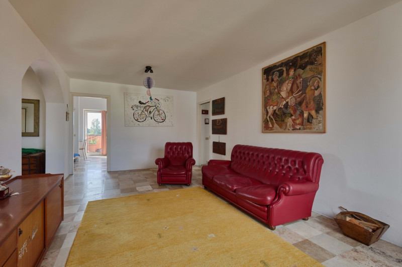 Nella ricercata zona di porta Carlo Alberto, nel cuore del centro storico, STRAORDINARIO ATTICO L...