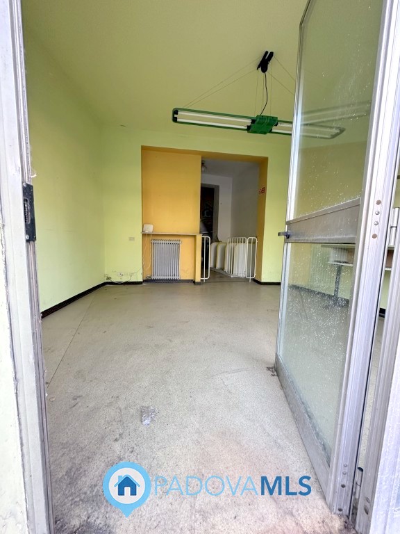 Immobile in esclusiva al Gruppo Padova MLS

PADOVA Piazzale San Giovanni/via Sorio: In posizione ...