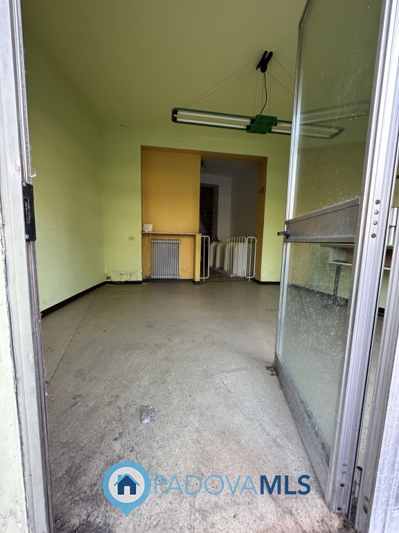 Immobile in esclusiva al Gruppo Padova MLS

PADOVA Piazzale San Giovanni/via Sorio: In posizione ...