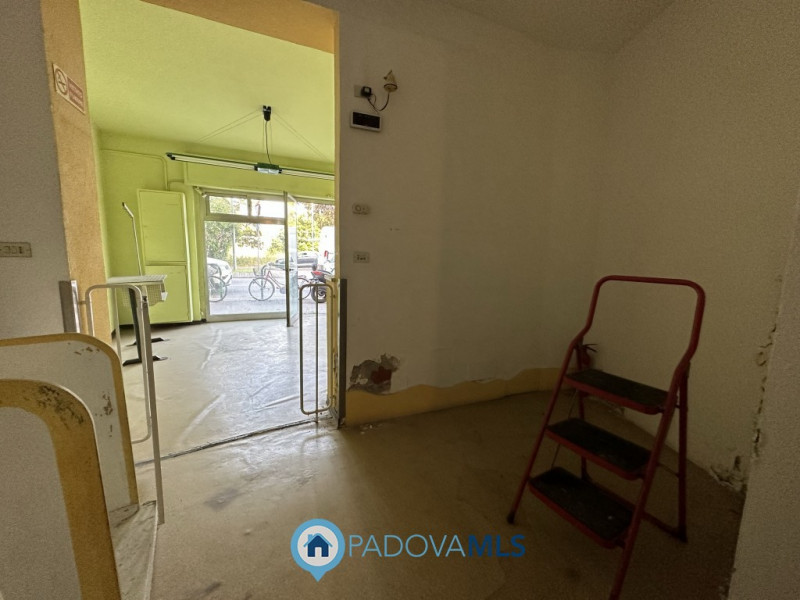 Immobile in esclusiva al Gruppo Padova MLS

PADOVA Piazzale San Giovanni/via Sorio: In posizione ...