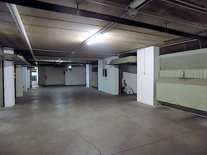 A circa 200 mt. da Prato della valle disponibile garage di circa 13mq (480cm X 267cm).
Garage sit...