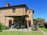 Appartamento in residence con piscina, colline gambassi terme volterra