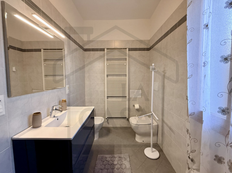 MONTEGROTTO TERME – Immersa nel verde e nella tranquillità del rinomato comune di Montegrotto Ter...