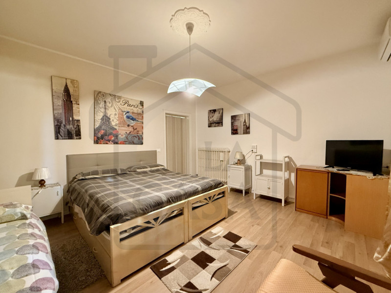 MONTEGROTTO TERME – Immersa nel verde e nella tranquillità del rinomato comune di Montegrotto Ter...