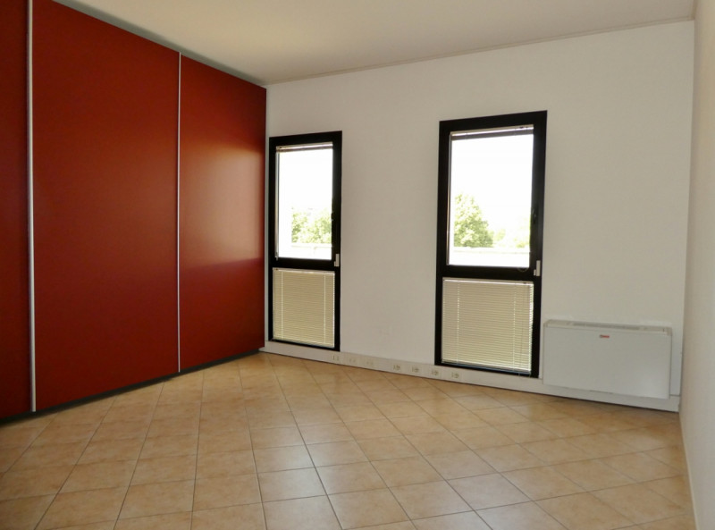 OTTIMO UFFICIO IN RECENTE CONTESTO DIREZIONALE IN ZONA OVEST - Rif. 8259

In zona Cattane, inseri...