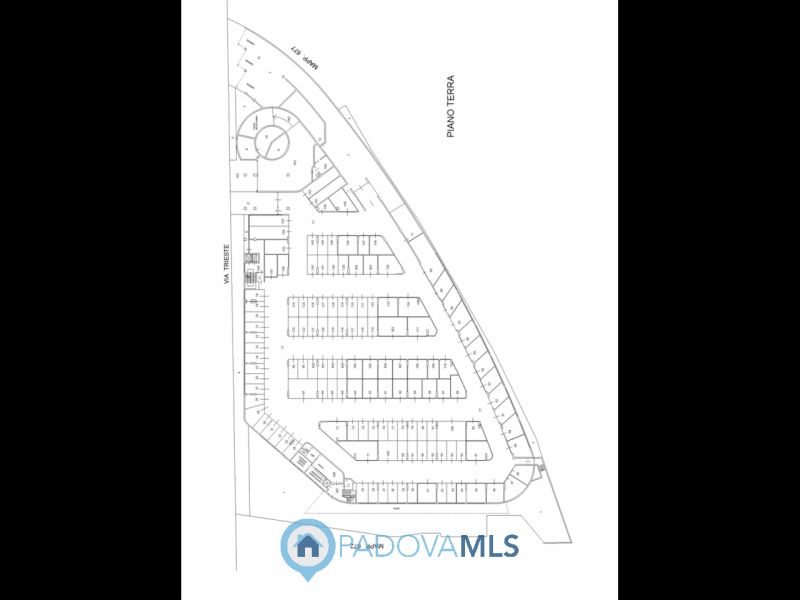 Immobile in esclusiva al Gruppo Padova MLS 
VENDESI BOX AUTO – PARCHEGGIO MULTIPIANO, VIA TRIESTE...