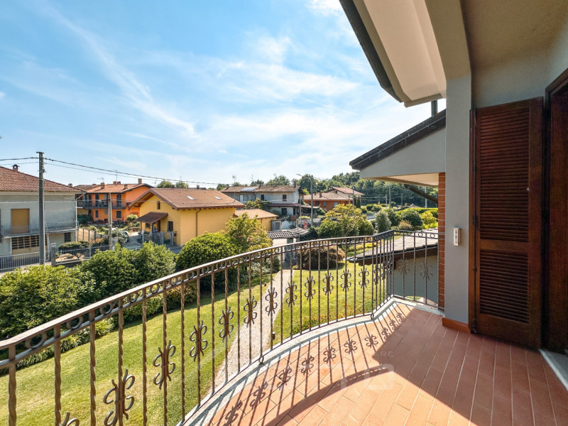 Villa for sale in Gattinara, with garden