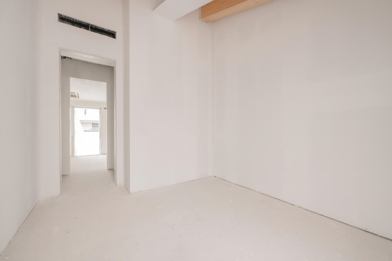 In un prestigioso complesso residenziale di nuova costruzione, attico straordinario, libero su qu...