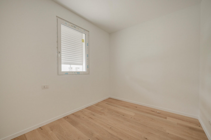 All'interno del prestigioso contesto del "Residence San Tomaso", situato nella location più comod...