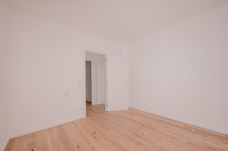 All'interno del prestigioso contesto del "Residence San Tomaso", situato nella location più comod...