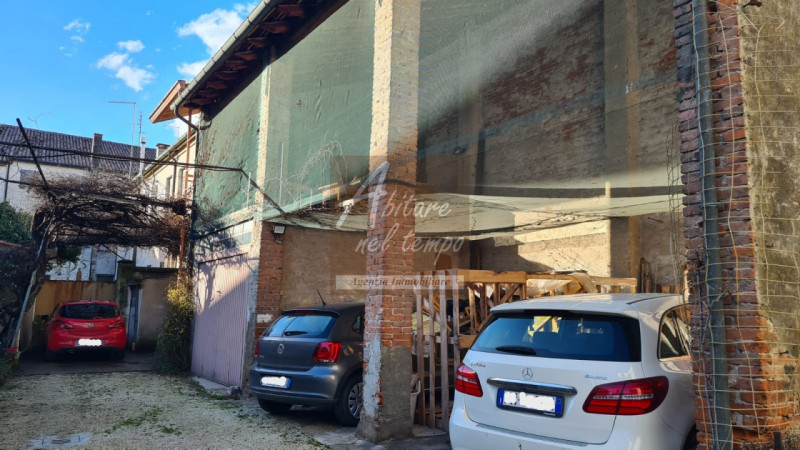CITTADELLA (PD) - VIA BORGO PADOVA 23

In nostra esclusiva proponiamo in vendita un Palazzo compo...
