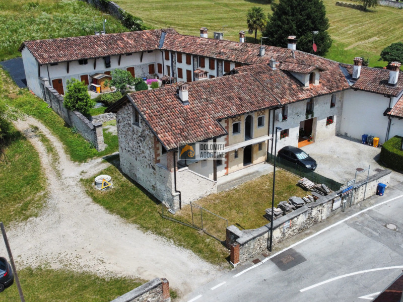 Cesiomaggiore Vendita Casa a schiera porzione di testa