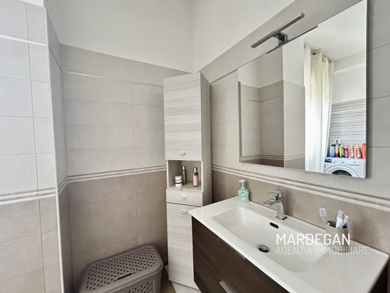 Vi proponiamo in esclusiva questo splendido quadrilocale, l’immobile risulta attualmente AFFITTAT...